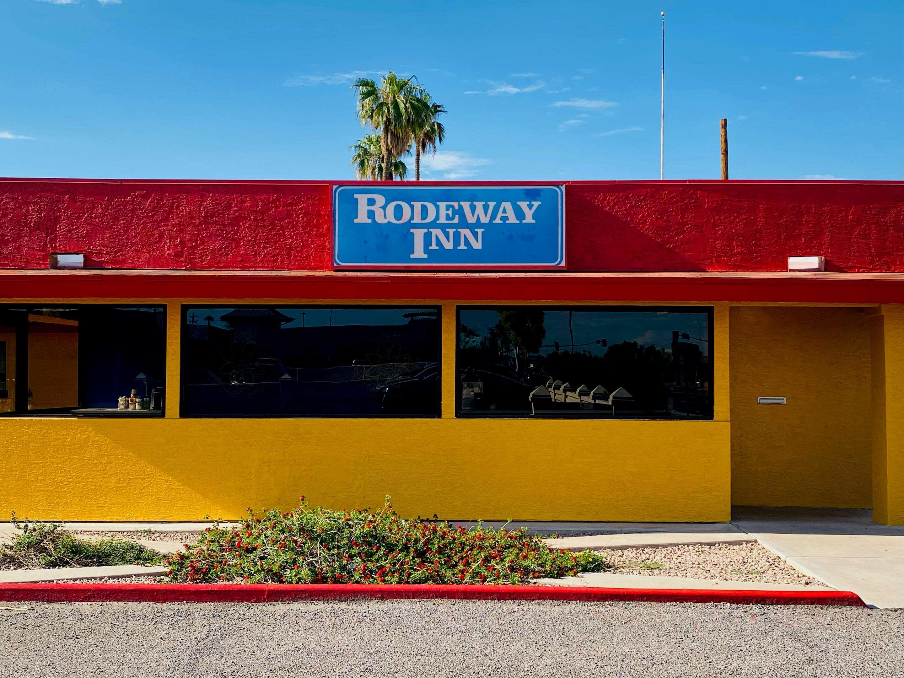 Rodeway Inn Old Town Scottsdale Exterior photo